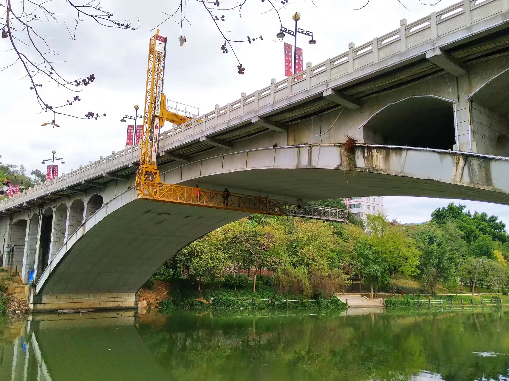 �����z�y(c��)܇ʩ����(y��u)�c(di��n)